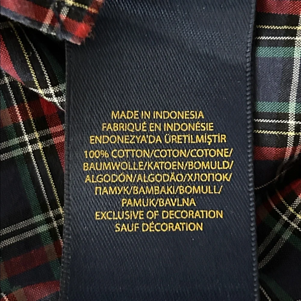 Ralph Lauren boys Size Large 14-16 long sleeve‎ button down plaid shirt.